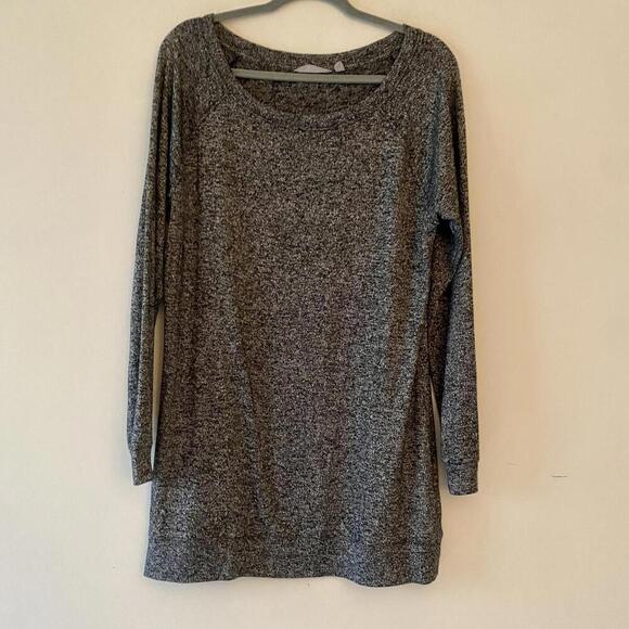 ATHLETA black and gray long sleeve tunic activewear top - Picture 2 of 7